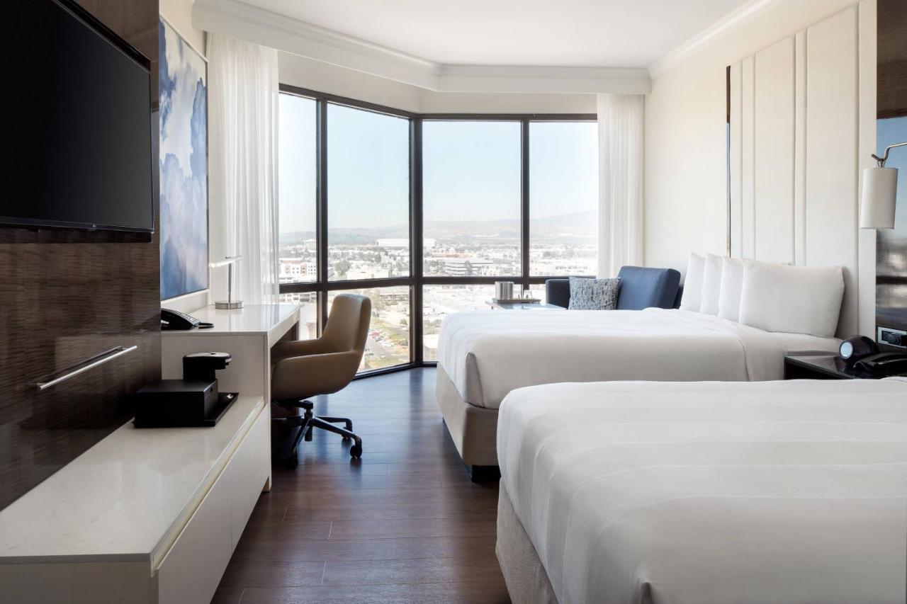 Irvine Marriott Hotel Екстериор снимка