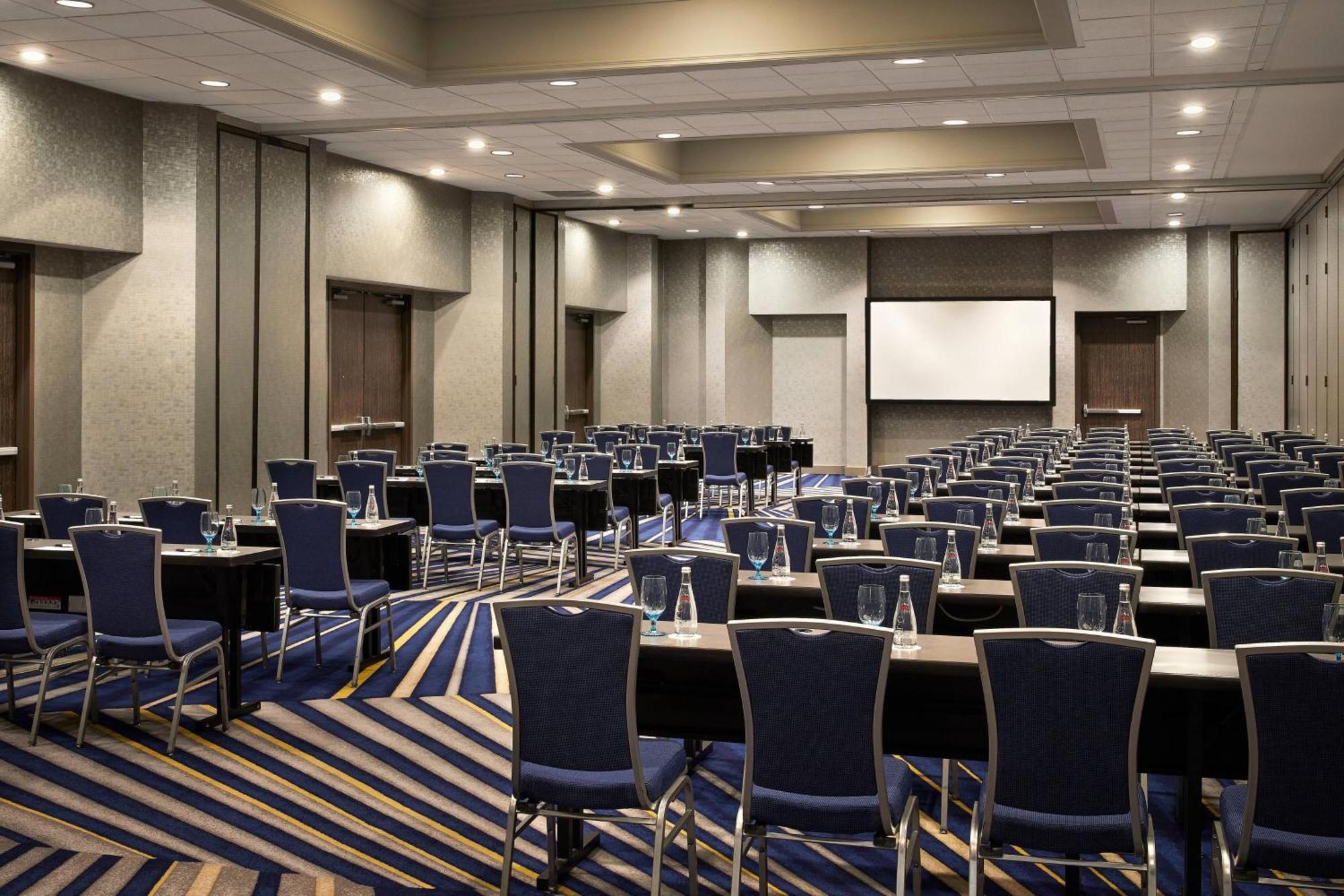Irvine Marriott Hotel Екстериор снимка