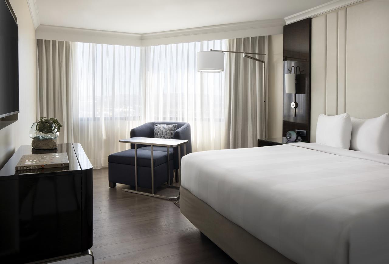 Irvine Marriott Hotel Екстериор снимка