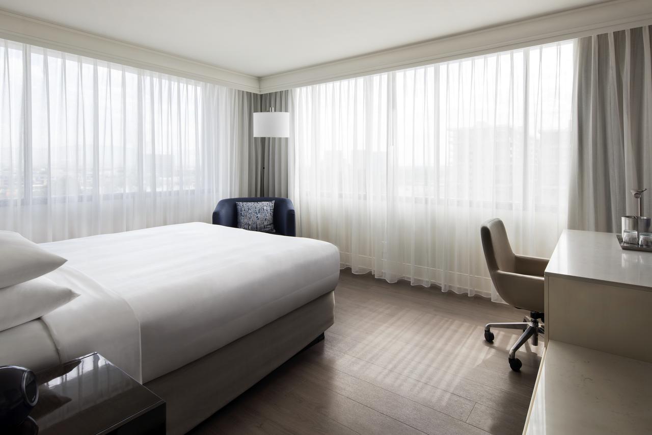 Irvine Marriott Hotel Екстериор снимка
